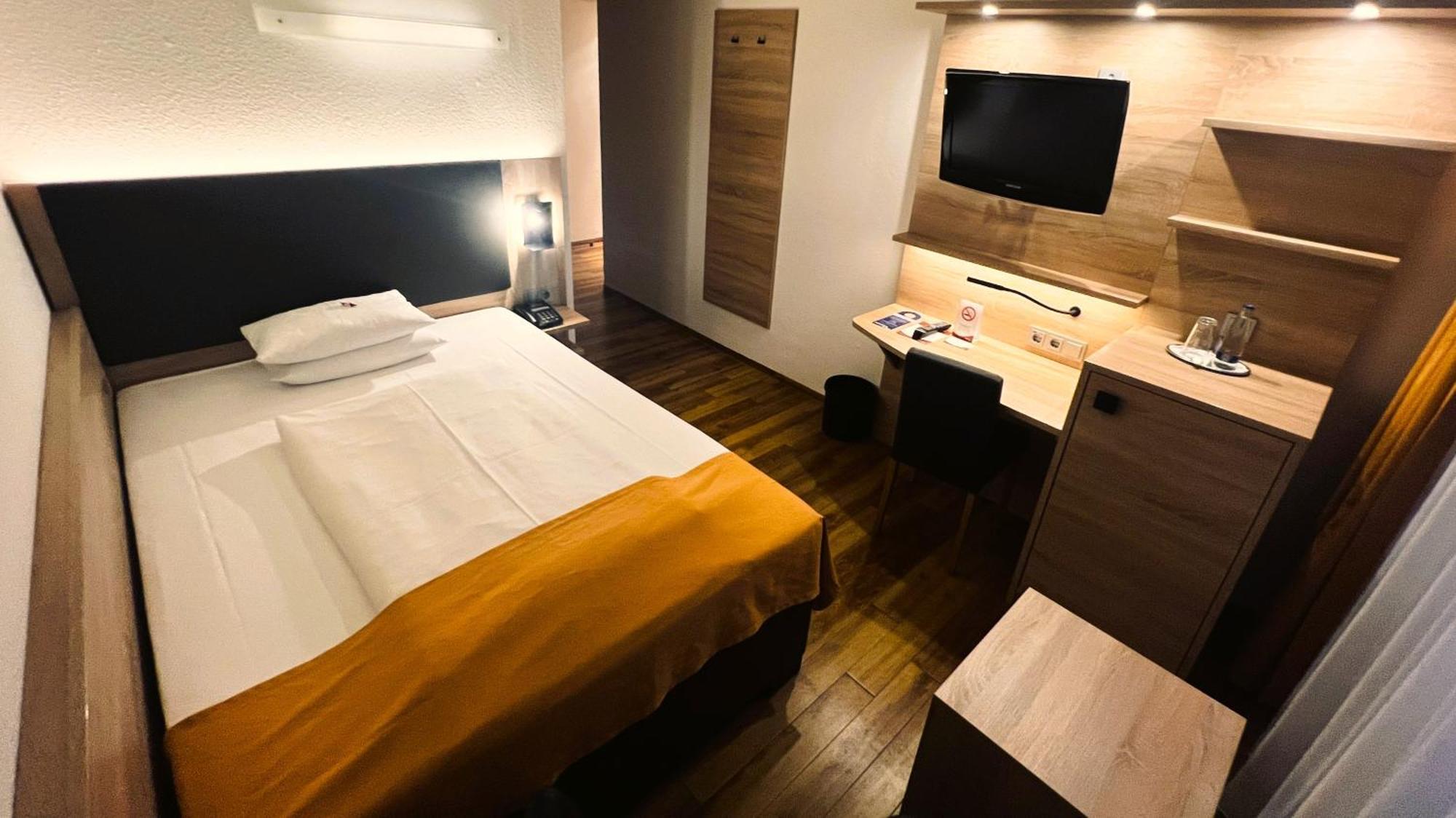 Arvena Messe Hotel Norymberga Zewnętrze zdjęcie
